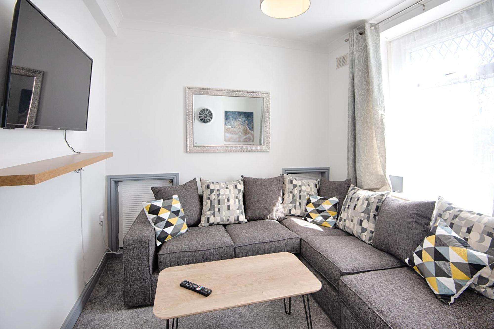 Vakantiehuis Stop At Space, Near The Liberty Swansea